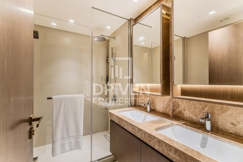 Appartement de 2 chambres à EMAAR Beachfront, UAE No. 200527 4