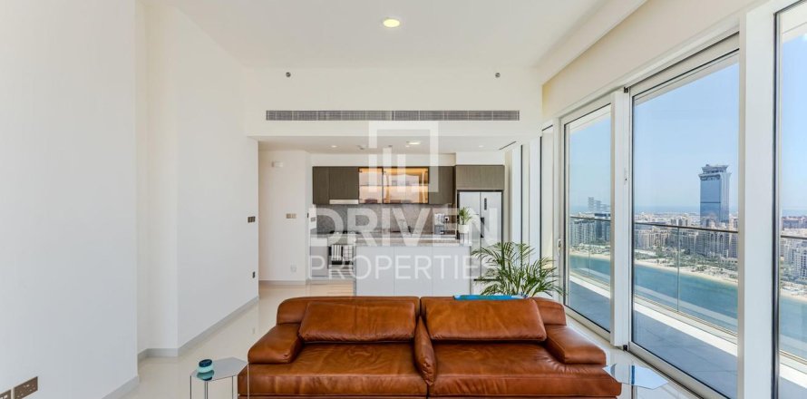 Appartement de 2 chambres à EMAAR Beachfront, UAE No. 200527