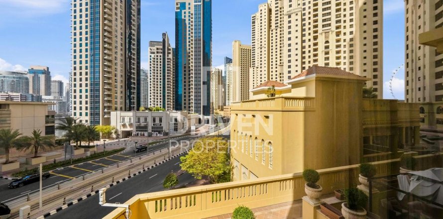 4 bedrooms Duplex in Rimal, UAE No. 200525