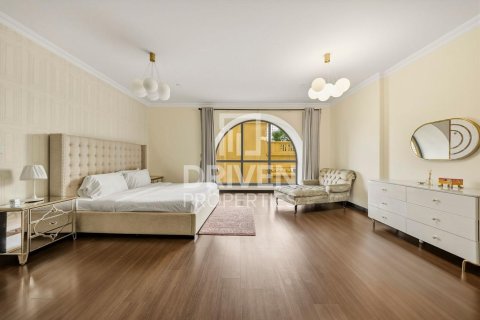 4 bedrooms Duplex in Rimal, UAE No. 200525 3