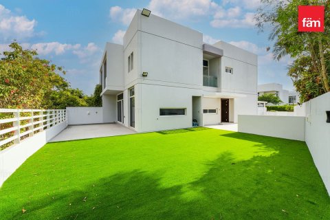 Таунхаус с 3 спальнями в Дубай, ОАЭ №141485