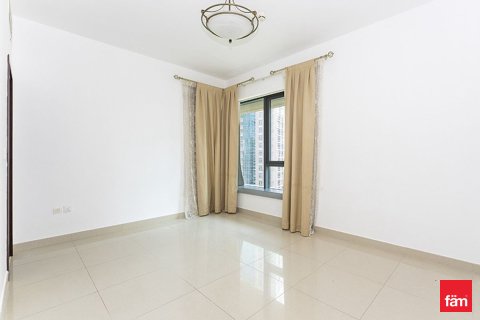 Квартира с 2 спальнями в Даунтаун Дубай (Даунтаун Бурдж Дубай), ОАЭ №141483 8