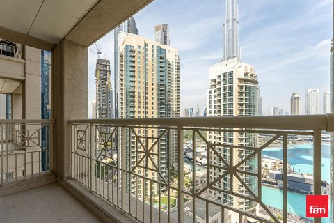 Квартира с 2 спальнями в Даунтаун Дубай (Даунтаун Бурдж Дубай), ОАЭ №141483 3