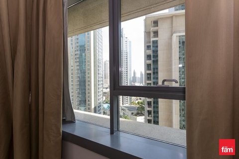 Квартира с 2 спальнями в Даунтаун Дубай (Даунтаун Бурдж Дубай), ОАЭ №141483 13