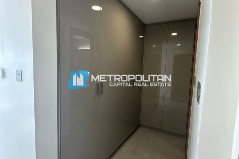 Квартира с 2 спальнями в Al Raha Beach, ОАЭ №136220 14