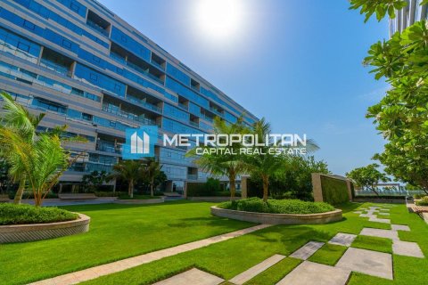 Квартира с 2 спальнями в Al Raha Beach, ОАЭ №136220