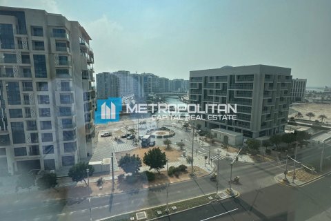 Квартира с 2 спальнями в Al Raha Beach, ОАЭ №136220 3