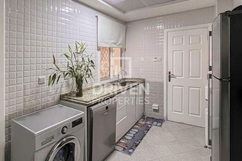 Villa de 4 chambres à District 10, UAE No. 138817 12