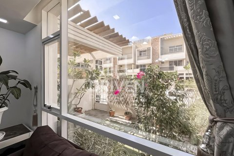 Villa de 4 chambres à District 10, UAE No. 138817