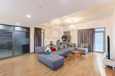 Квартира с 1 спальней в Executive Towers, ОАЭ №138814 3