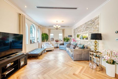 3 bedrooms Villa  No. 112506 19