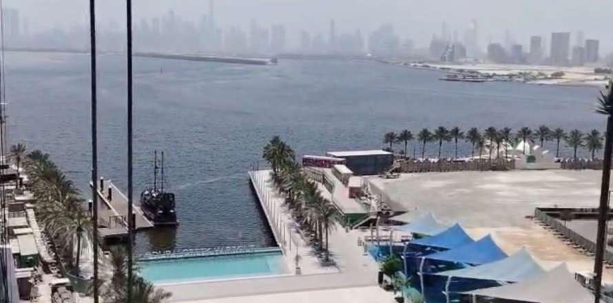 Apartment de 2 dormitorios en Dubai, UAE No. 71566