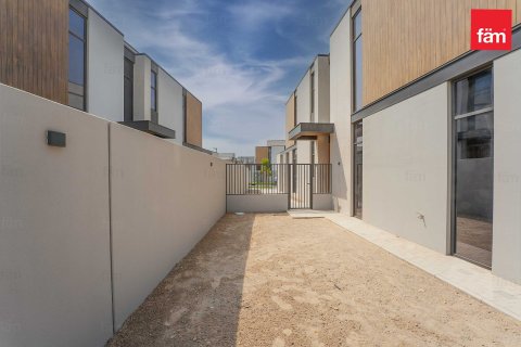 Townhouse de 4 dormitorios en Dubai, UAE No. 149479 8
