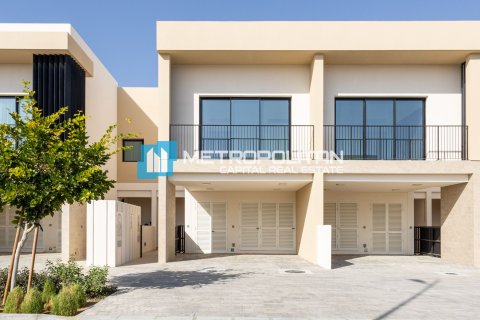 2 bedrooms Townhouse on the Yas Island, UAE No. 144194