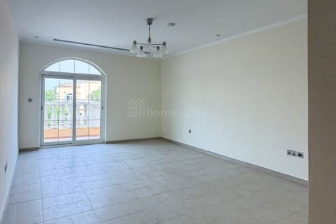 Вилла с 5 спальнями в Legacy, ОАЭ №160145 4