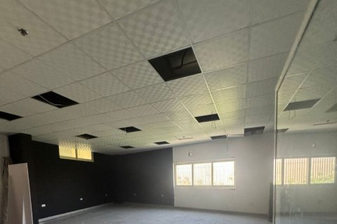 Warehouse de 648m² en Dubai Investment Park, UAE No. 160144