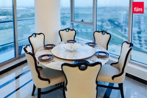 2 bedrooms Apartment in Dubai, UAE No. 143379 3