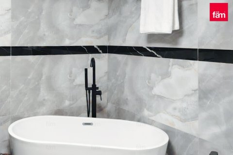 2 bedrooms Apartment in Dubai, UAE No. 143379 4