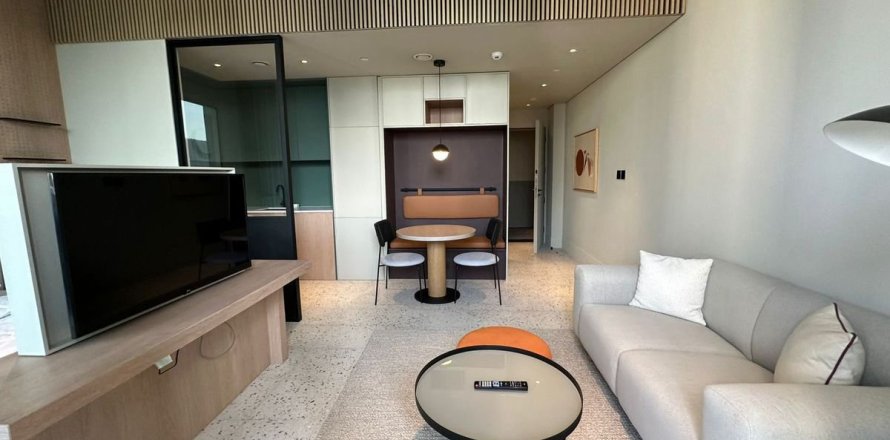 Studio Apartment in Business Bay, UAE No. 143381