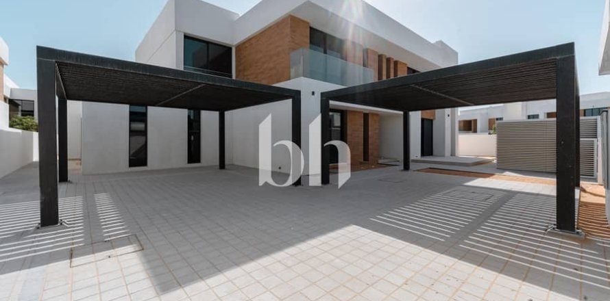 Вилла с 5 спальнями  №112995