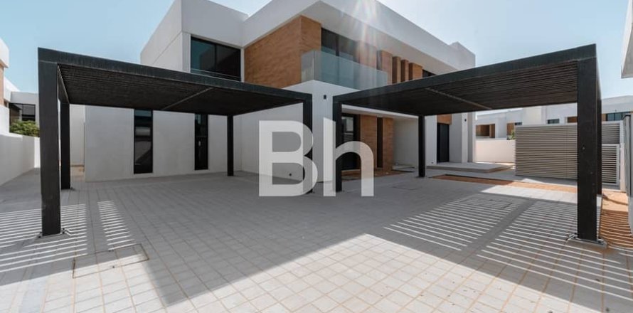 Вилла с 5 спальнями  №112995
