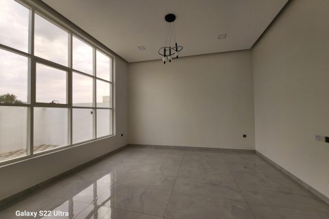 Villa de 4 dormitorios  No. 123674 5