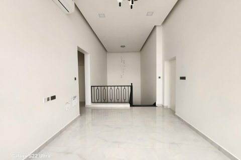 Villa de 4 dormitorios  No. 123674 7