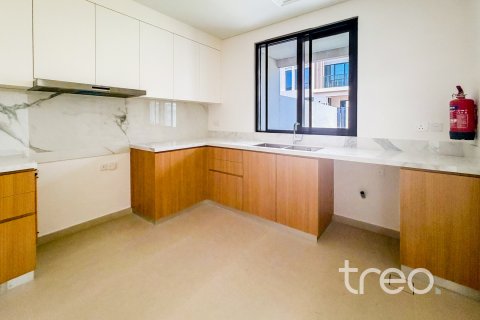 4 bedrooms Townhouse in Dubai, UAE No. 199025 19