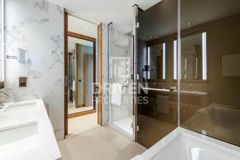 Квартира с 2 спальнями в The Address Residences Dubai Opera, ОАЭ №193512 5