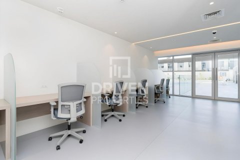 2 bedrooms Apartment in District 11, UAE No. 193514 7