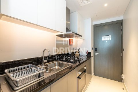 Квартира студия в Damac Maison Prive, ОАЭ №189859 9