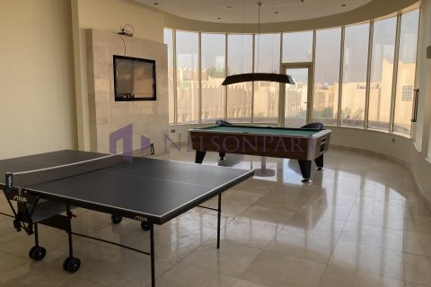 4 bedrooms Villa in Doha, Qatar No. 58466 9