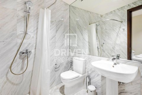 Квартира с 3 спальнями в The Address Residence Fountain Views, ОАЭ №193299 7