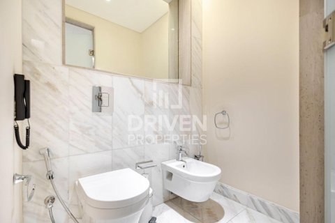 Квартира с 3 спальнями в The Address Residence Fountain Views, ОАЭ №193299 19