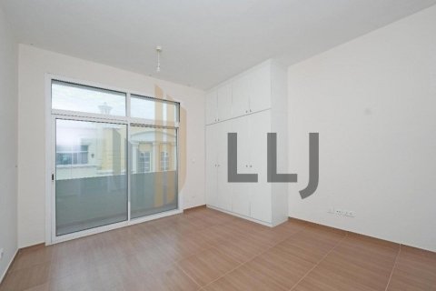 Villa de 4 chambres à Abu Dhabi, UAE No. 51180 6