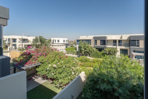 4 bedrooms Townhouse in Maple 2, UAE No. 195111