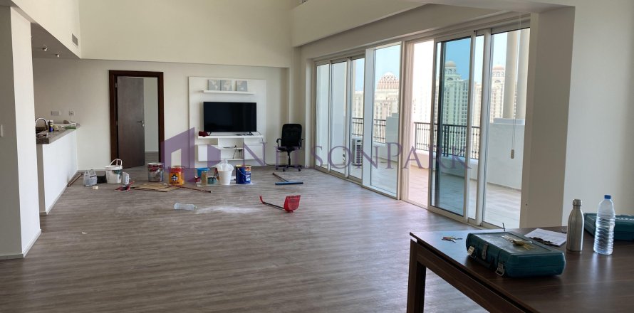 5 bedrooms Penthouse in Doha, Qatar No. 58526
