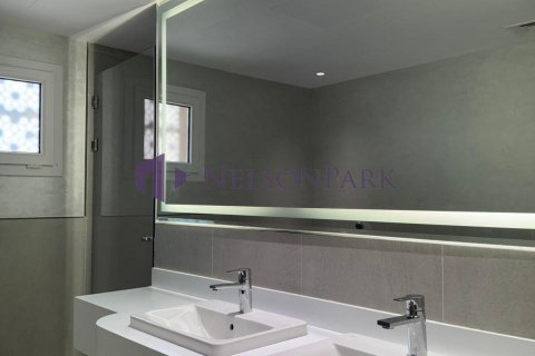 4 bedrooms Villa in Doha, Qatar No. 58534 4