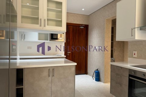 4 bedrooms Villa in Doha, Qatar No. 58534 2