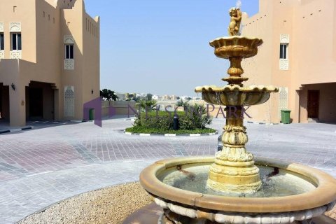 4 bedrooms Villa in Doha, Qatar No. 58534 18
