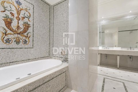 3 bedrooms Duplex in Palazzo Versace, UAE No. 202198 24