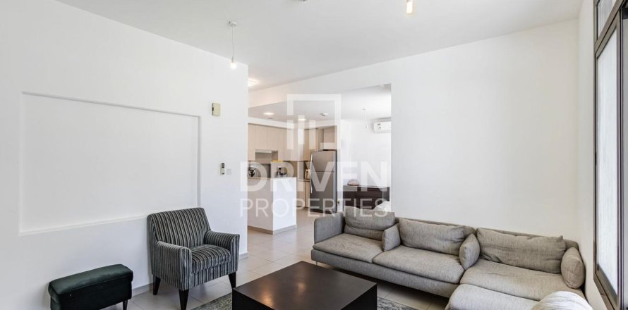 Таунхаус с 3 спальнями в Town Square, ОАЭ №138778