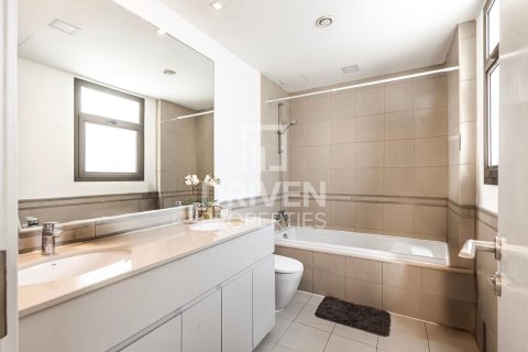 Таунхаус с 3 спальнями в Town Square, ОАЭ №138778 15