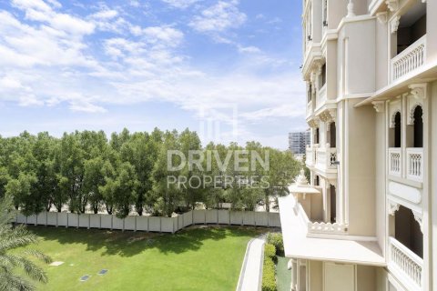 2 bedrooms Apartment in The Crescent, UAE No. 189969 17