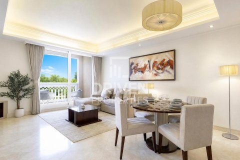 2 bedrooms Apartment in The Crescent, UAE No. 189969