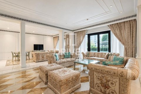 Duplex de 3 dormitorios en Palazzo Versace, UAE No. 189967 9