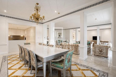 Duplex de 3 dormitorios en Palazzo Versace, UAE No. 189967 11