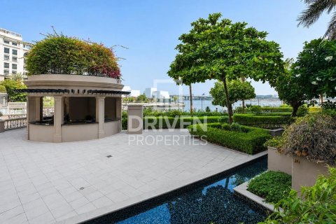 Duplex de 3 dormitorios en Palazzo Versace, UAE No. 189967 24