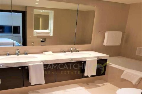 Apartment de 2 dormitorios en Dubai, UAE No. 320 3