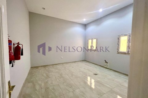 Villa de 7 chambres à Umm Salal Mohammed, Qatar No. 60847 10